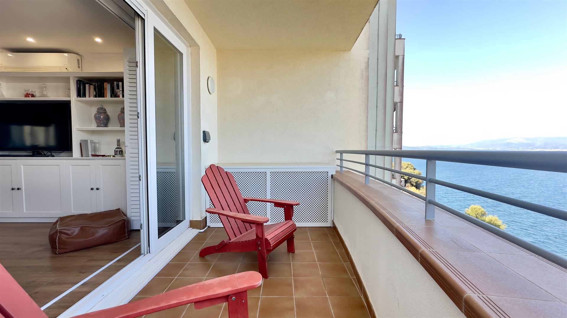Image of House - 2 Bedrooms - 1 Bathrooms for Sale in South District-Gibraltar, Image 10